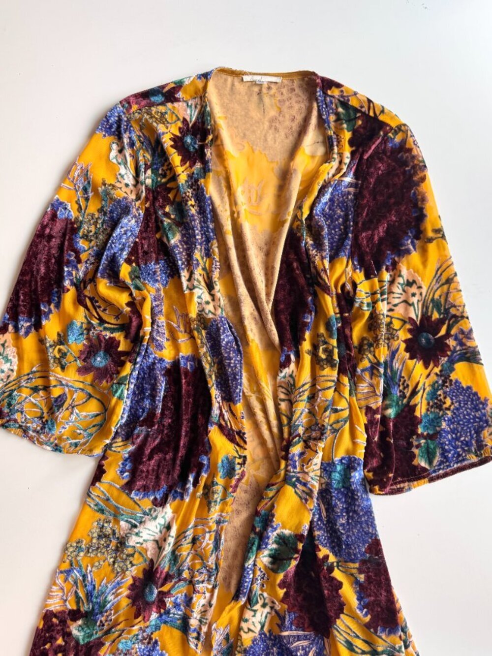 Anthropologie FLOREAT Aurelia Yellow Floral Burnout Velvet Kimono, One Size - Picture 5 of 13